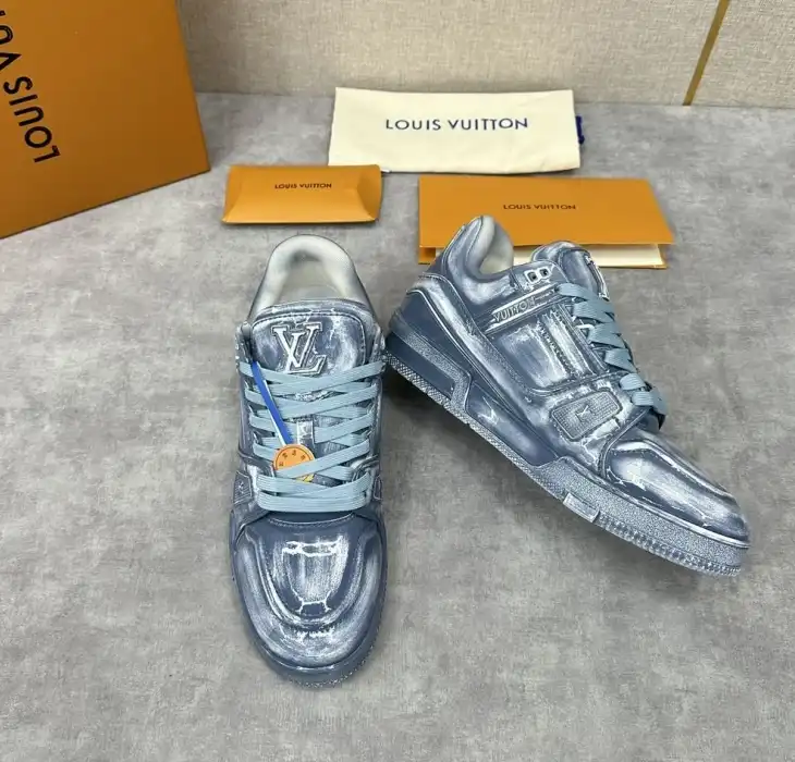 hype Louis Vuitton Sneakers