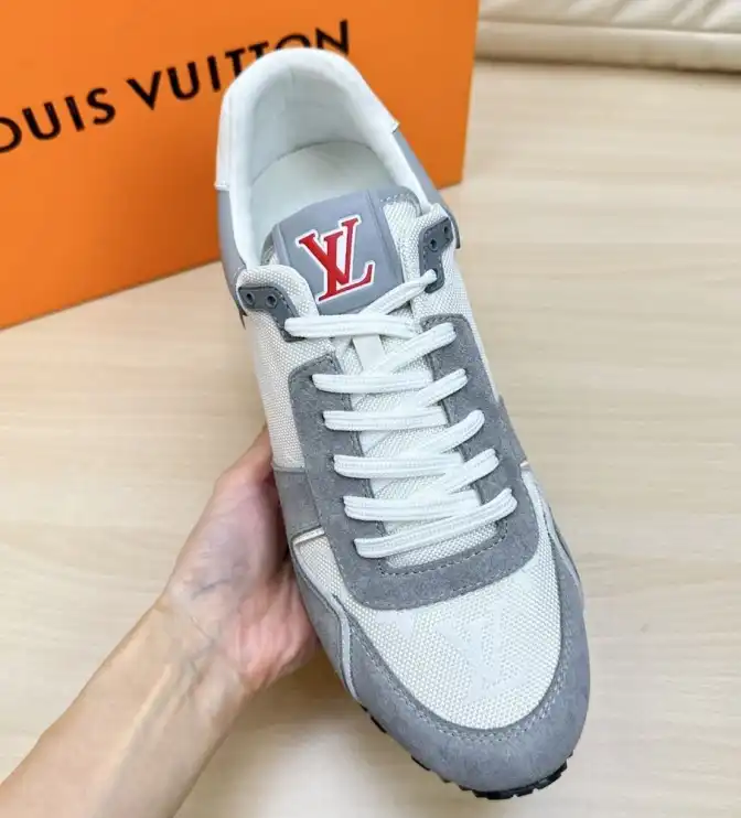 hype Louis Vuitton Sneakers