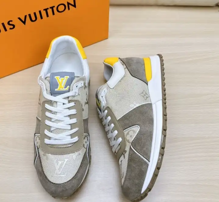 hype Louis Vuitton Sneakers