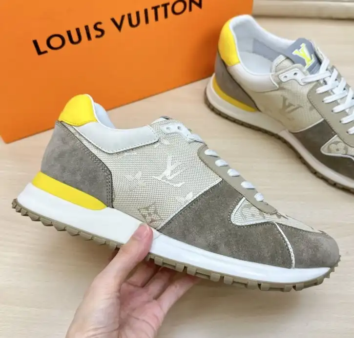 hype Louis Vuitton Sneakers