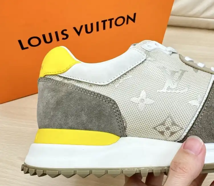 hype Louis Vuitton Sneakers