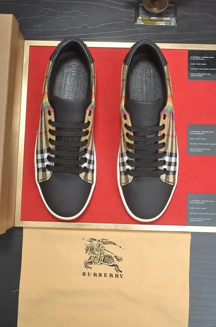 hype Burberry Sneakers