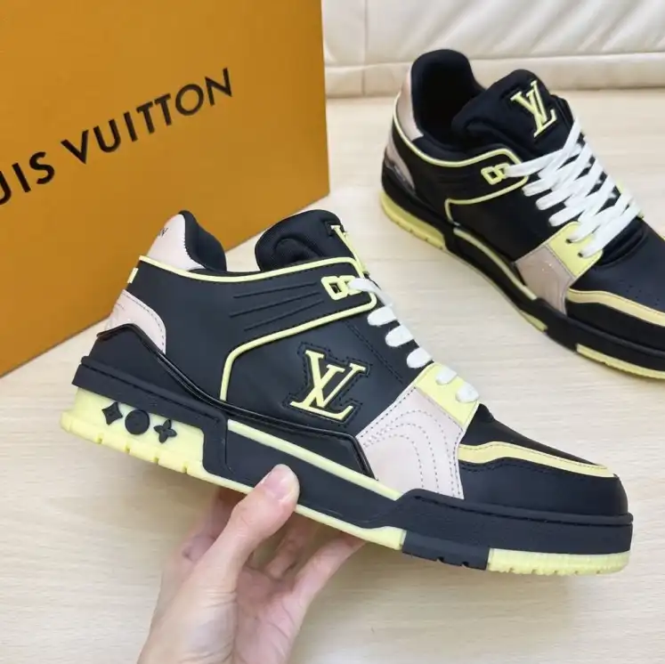 hype Louis Vuitton Sneakers