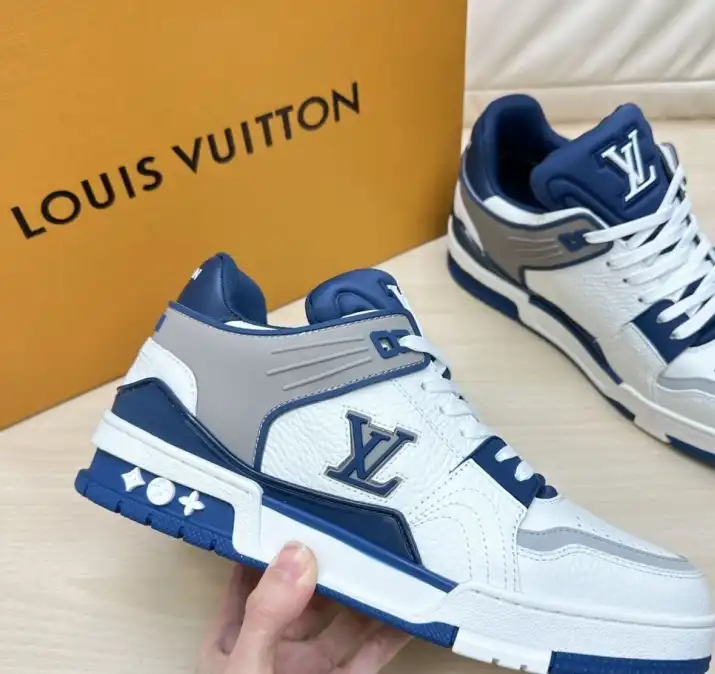 hype Louis Vuitton Sneakers