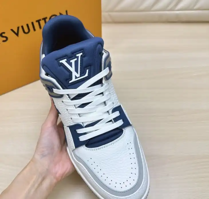 hype Louis Vuitton Sneakers