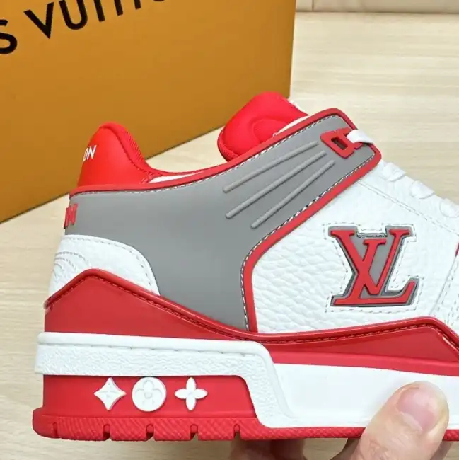 hype Louis Vuitton Sneakers