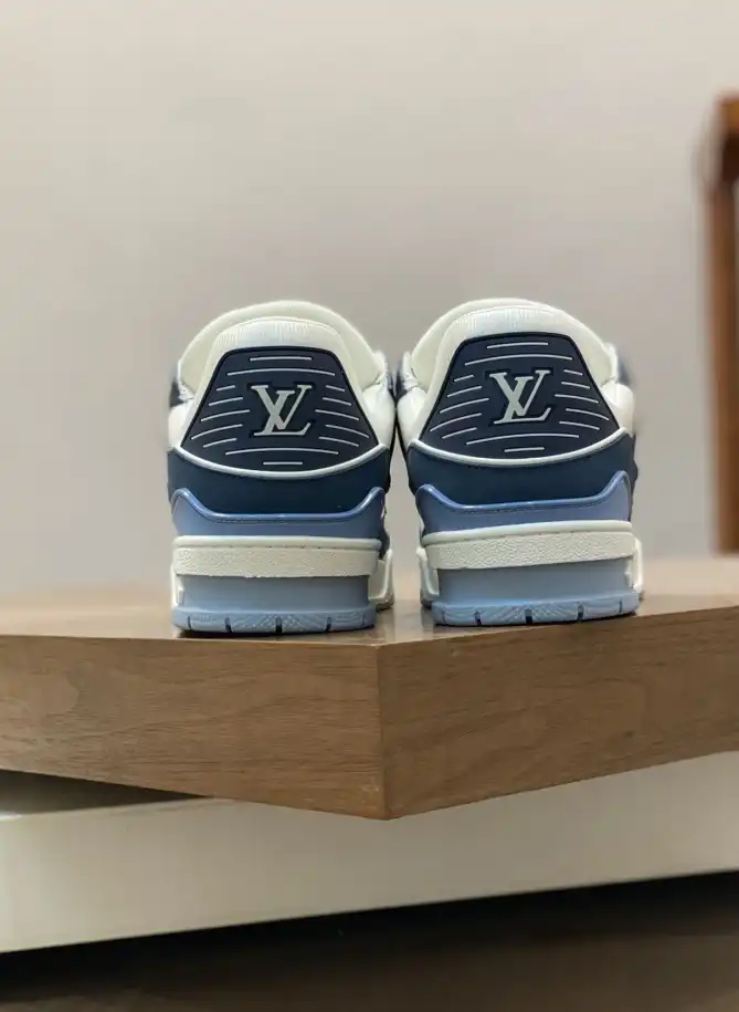 hype Louis Vuitton Sneakers