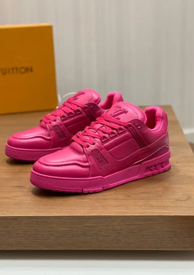 hype Louis Vuitton Sneakers