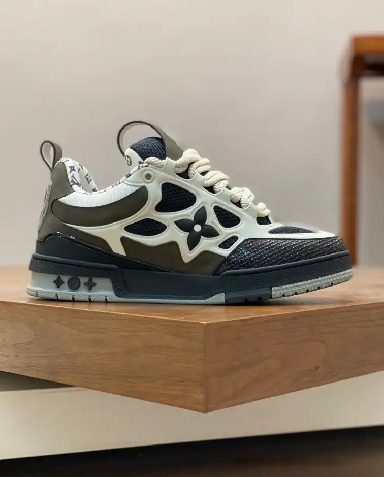 hype Louis Vuitton Sneakers