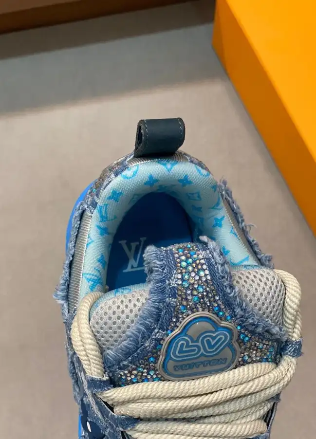 hype Louis Vuitton Sneakers