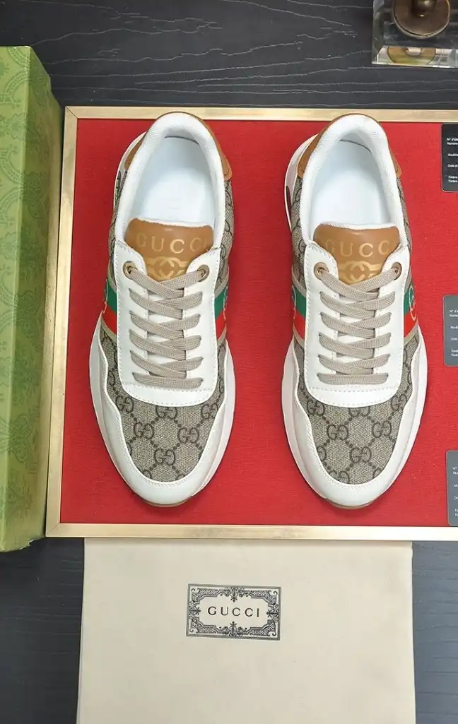 hype Gucci Sneakers