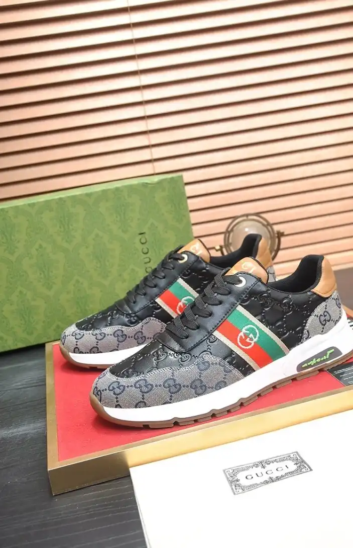 hype Gucci Sneakers