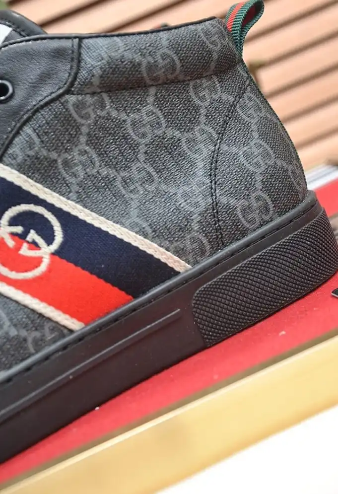 hype Gucci Sneakers