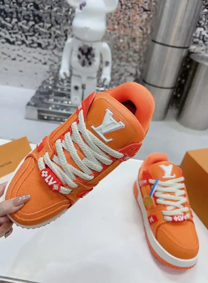 hype Louis Vuitton Sneakers