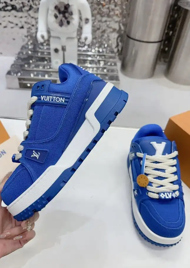 hype Louis Vuitton Sneakers