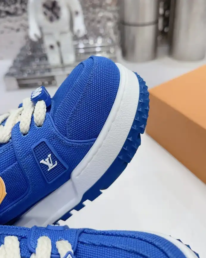 hype Louis Vuitton Sneakers