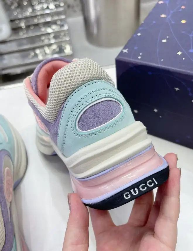 hype Gucci Sneakers