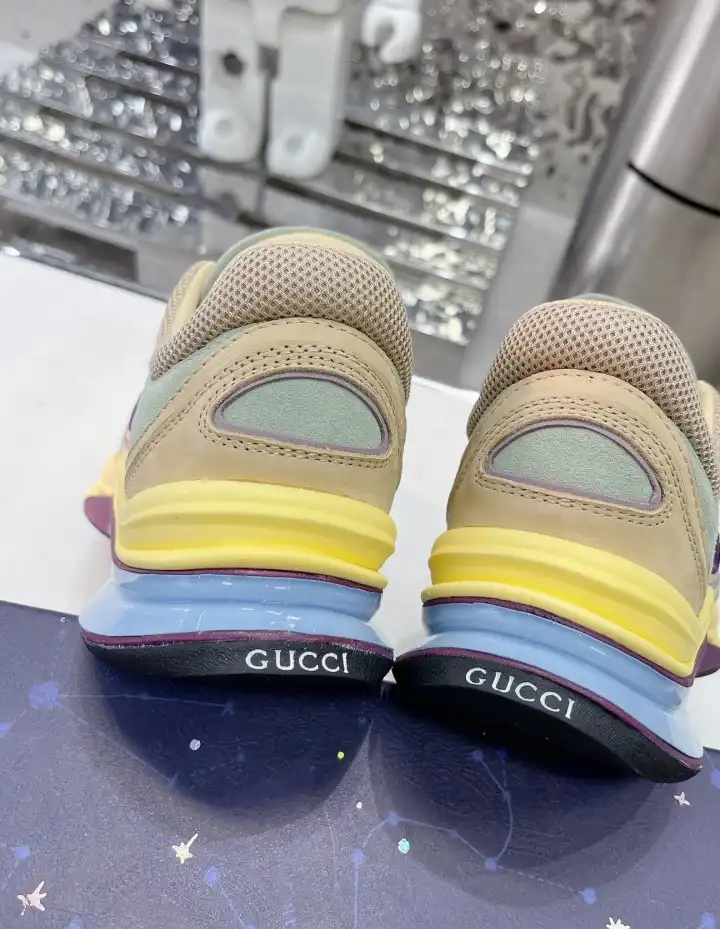 hype Gucci Sneakers