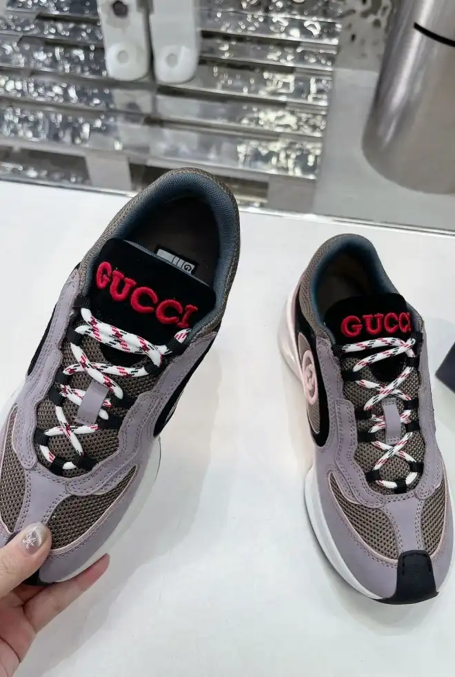 hype Gucci Sneakers