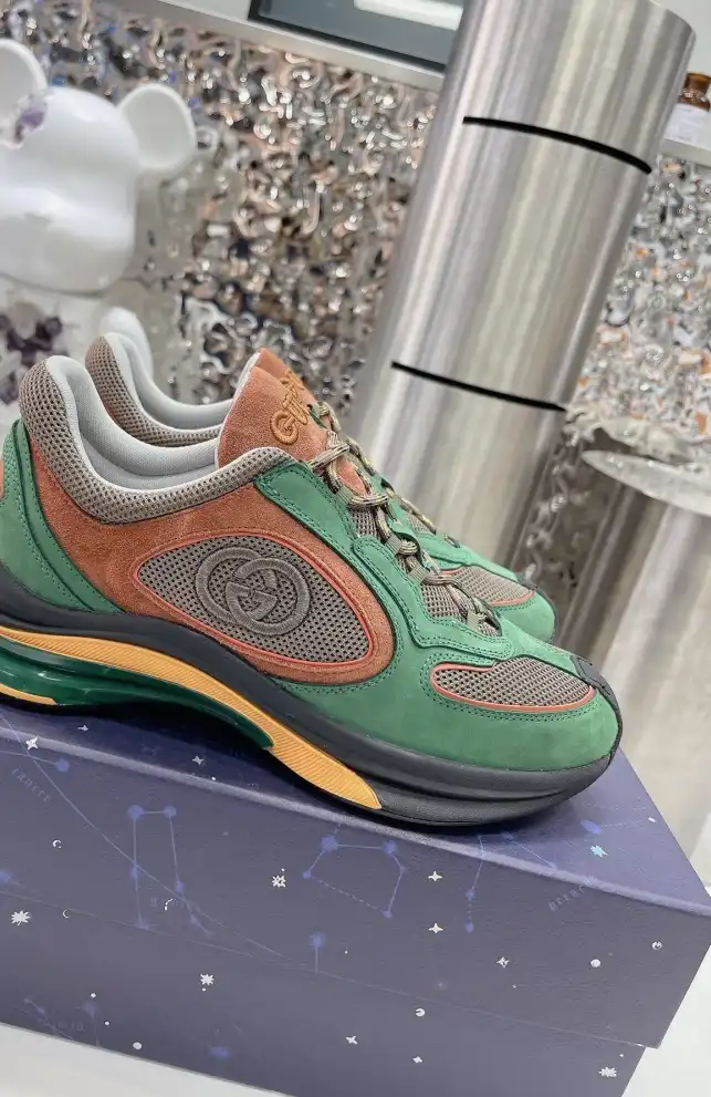 hype Gucci Sneakers