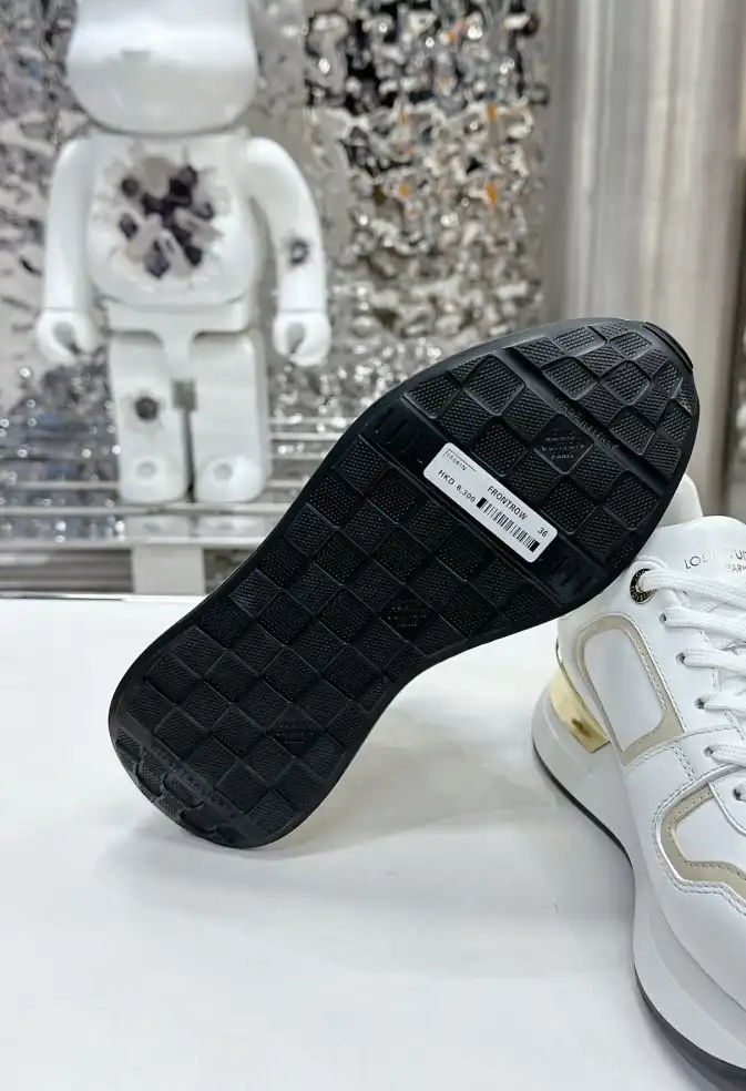 hype Louis Vuitton Sneakers