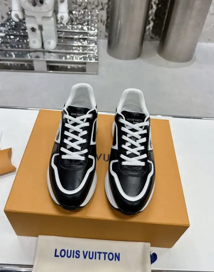 hype Louis Vuitton Sneakers