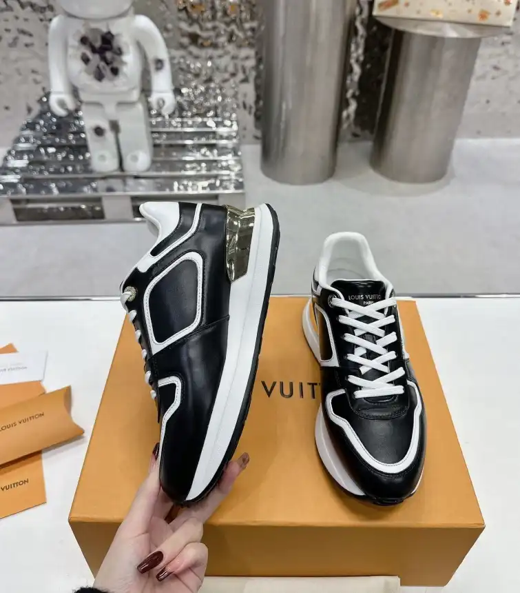 hype Louis Vuitton Sneakers