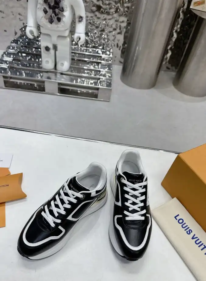 hype Louis Vuitton Sneakers