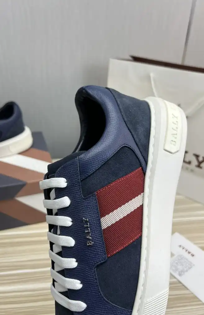 hype YSL Casual Shoes