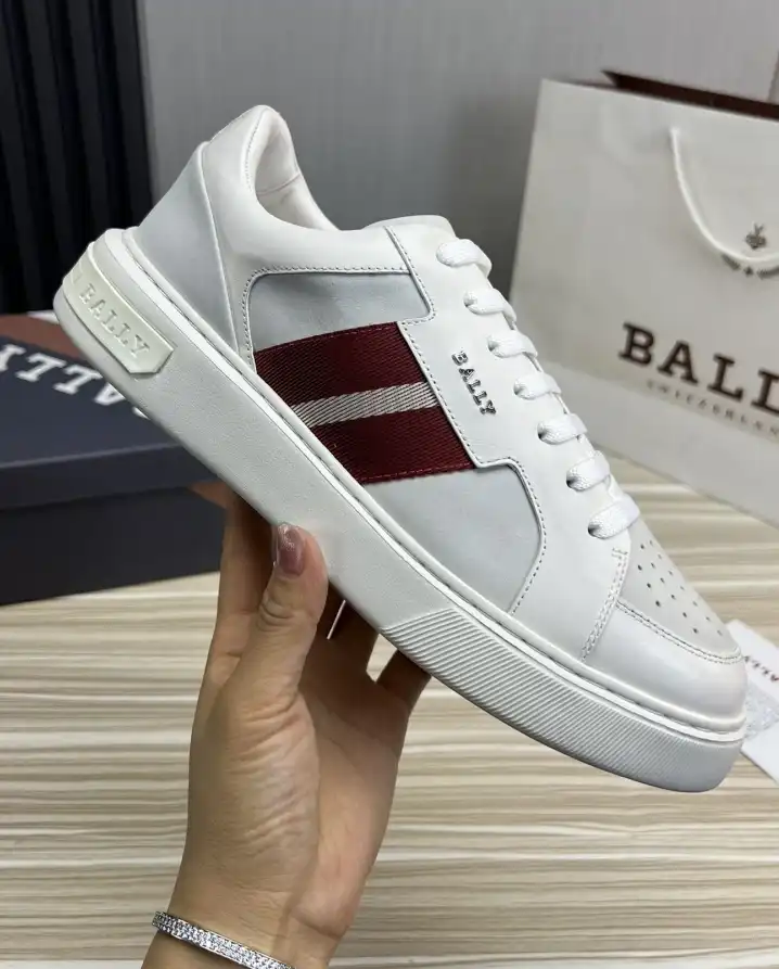 hype YSL Casual Shoes