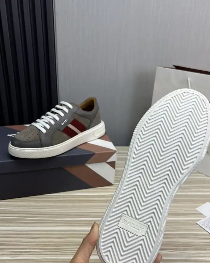 hype YSL Casual Shoes