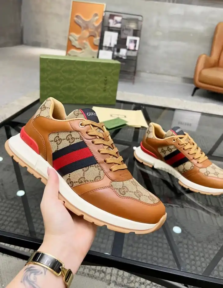 hype Gucci Sneakers