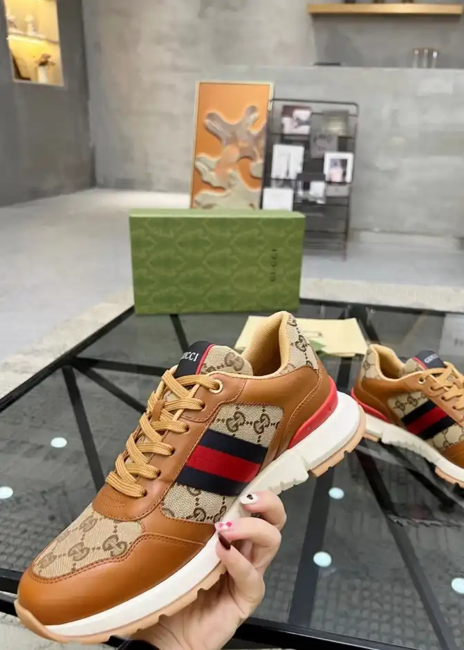 hype Gucci Sneakers