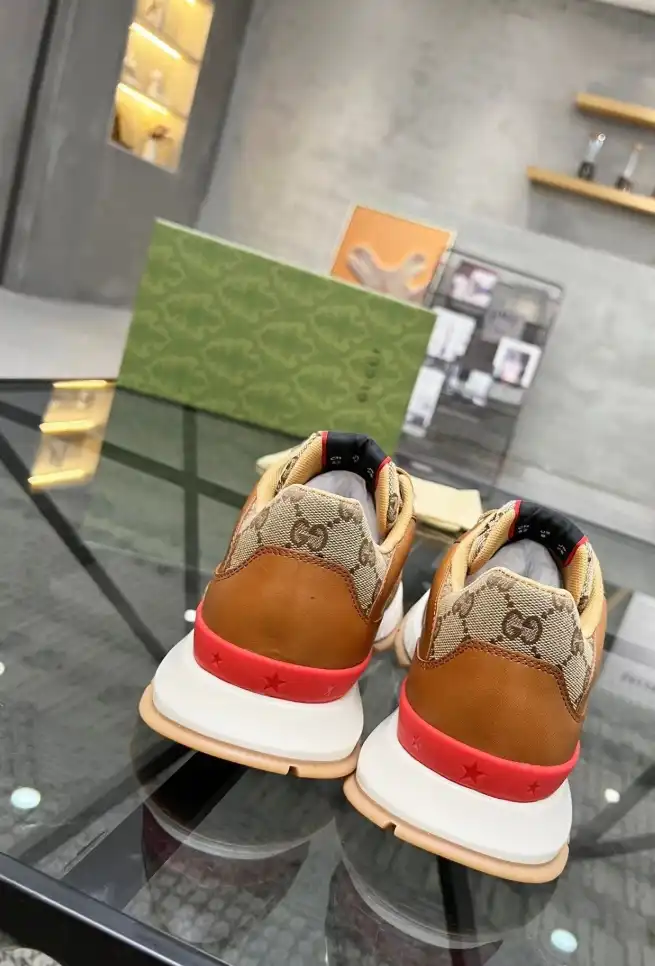 hype Gucci Sneakers