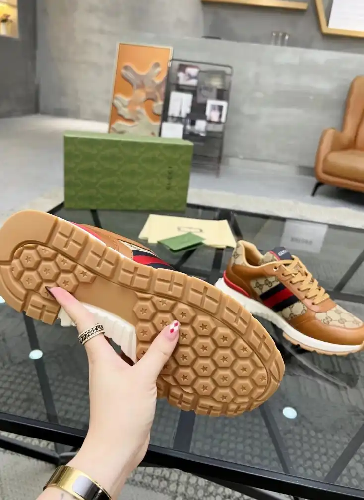 hype Gucci Sneakers