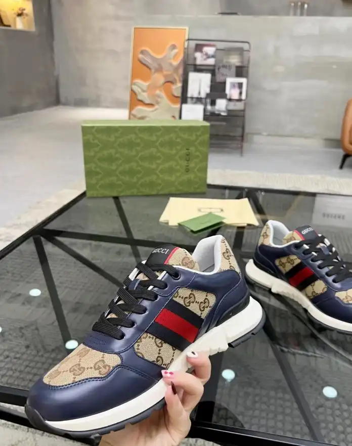 hype Gucci Sneakers