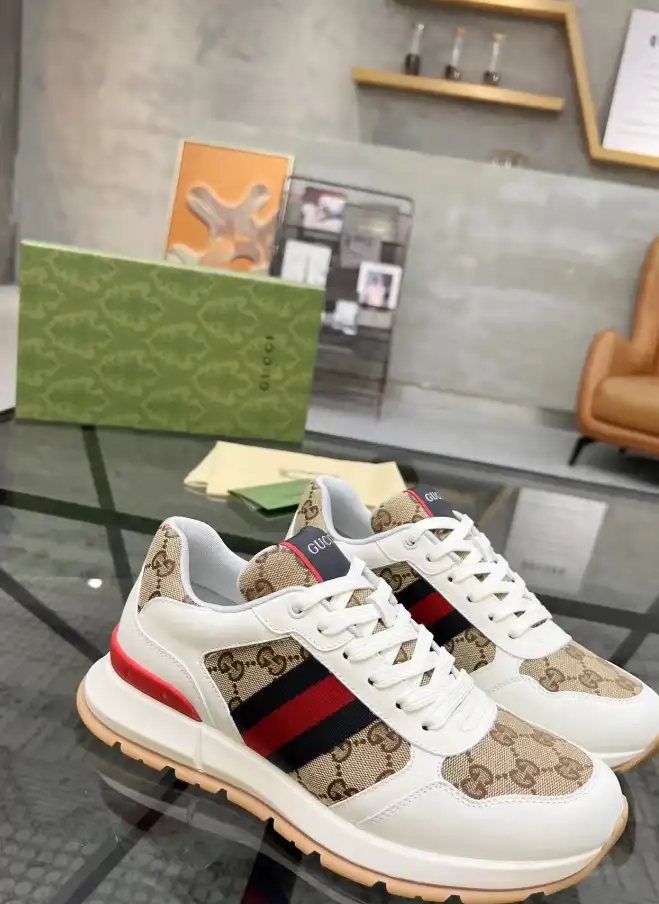 hype Gucci Sneakers