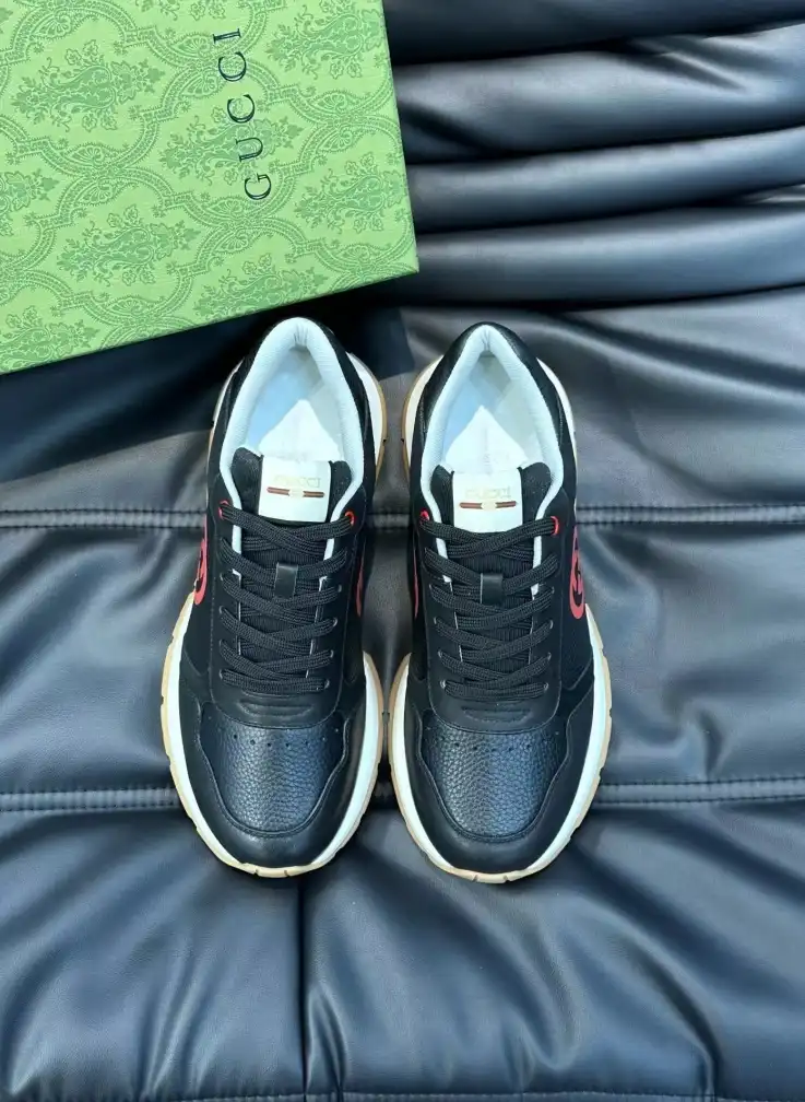 hype Gucci Sneakers