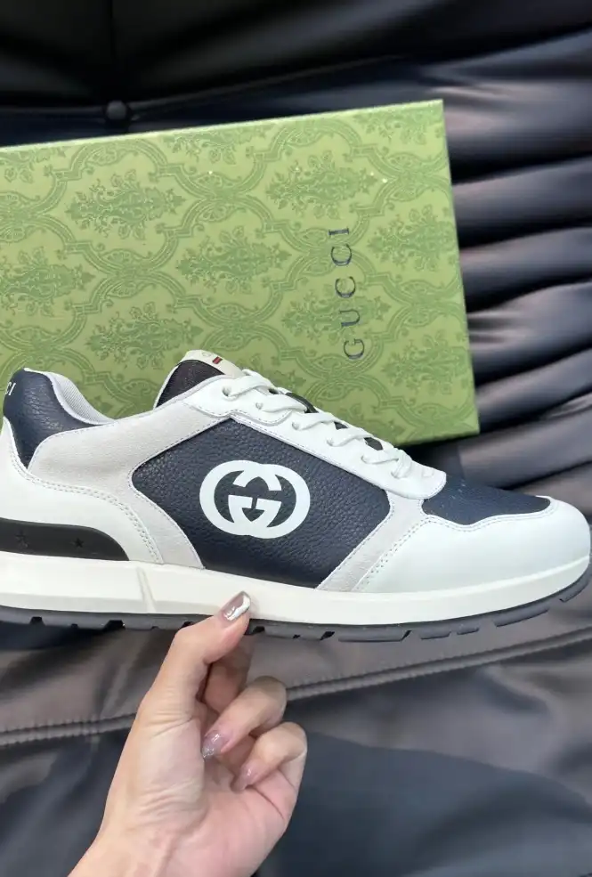 hype Gucci Sneakers