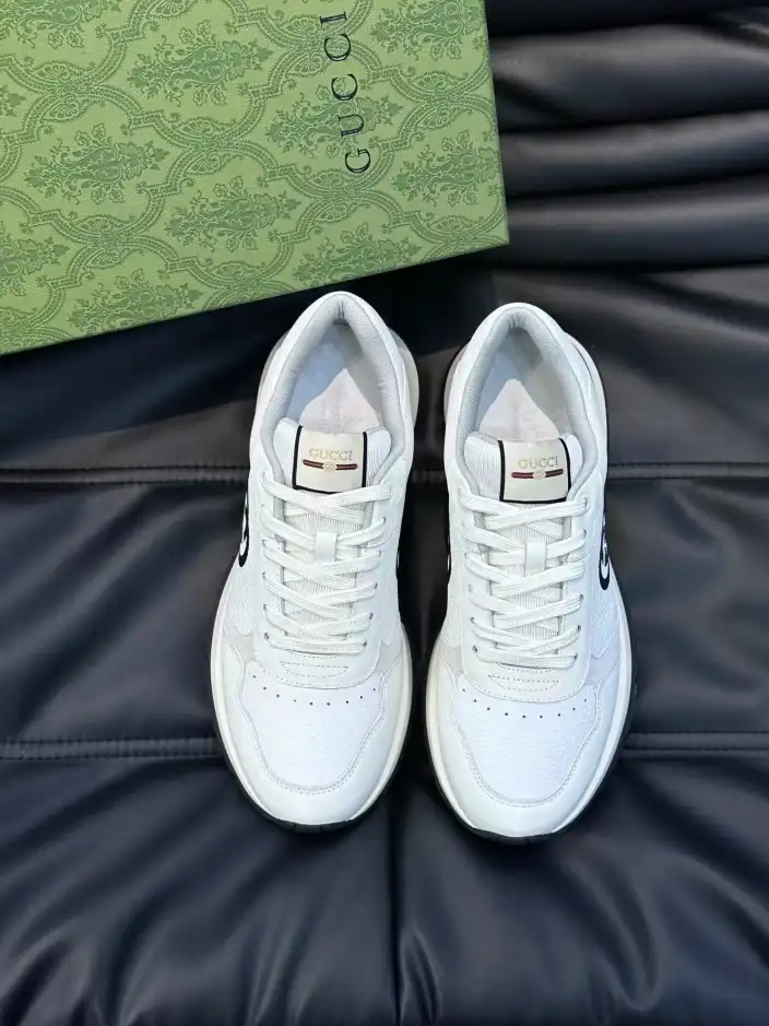 hype Gucci Sneakers