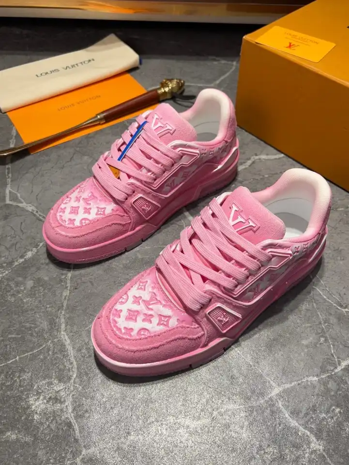 hype Louis Vuitton Sneakers