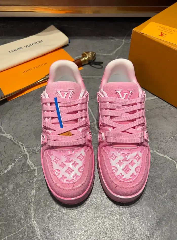 hype Louis Vuitton Sneakers