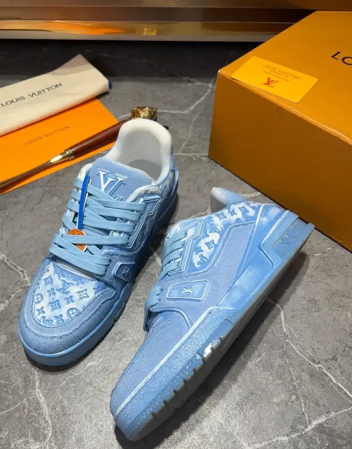 hype Louis Vuitton Sneakers