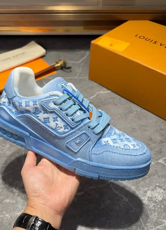 hype Louis Vuitton Sneakers