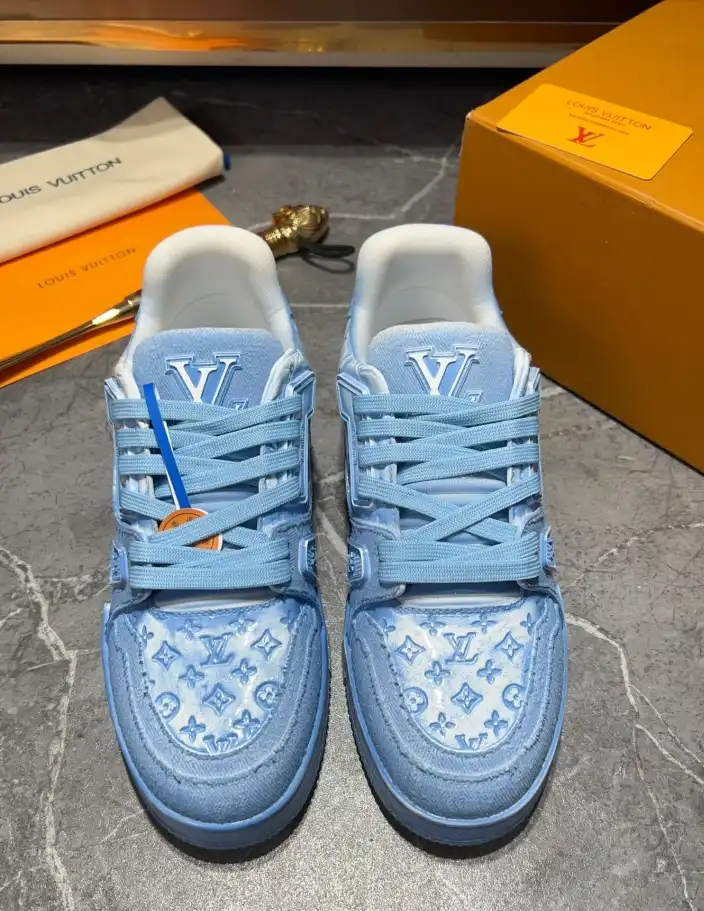 hype Louis Vuitton Sneakers