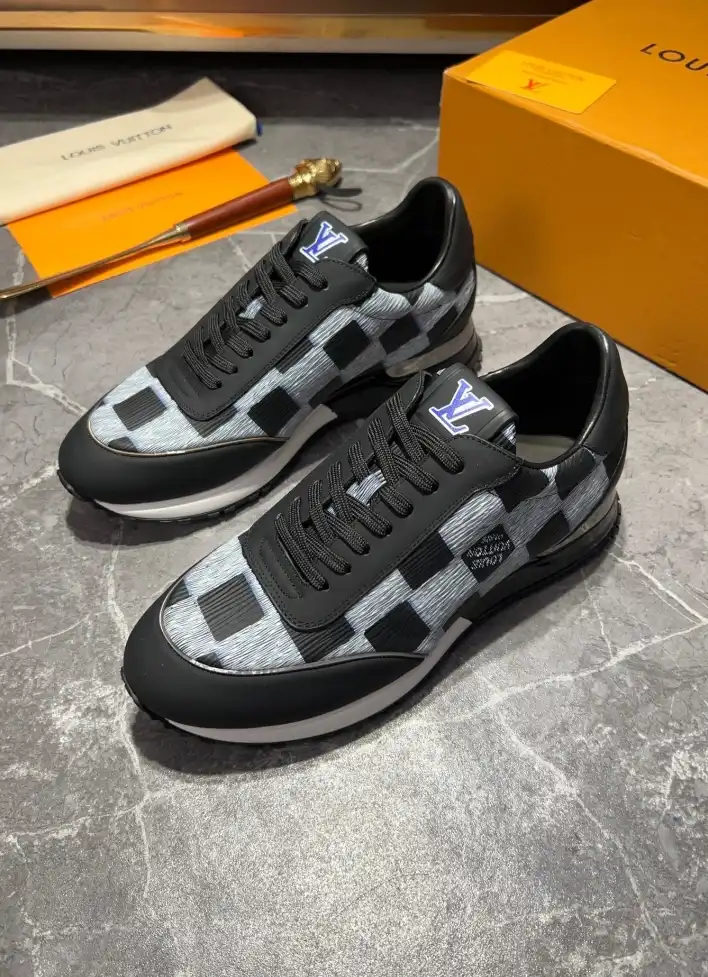 hype Louis Vuitton Sneakers