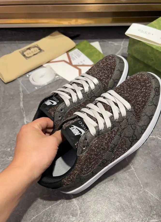 hype Gucci Sneakers