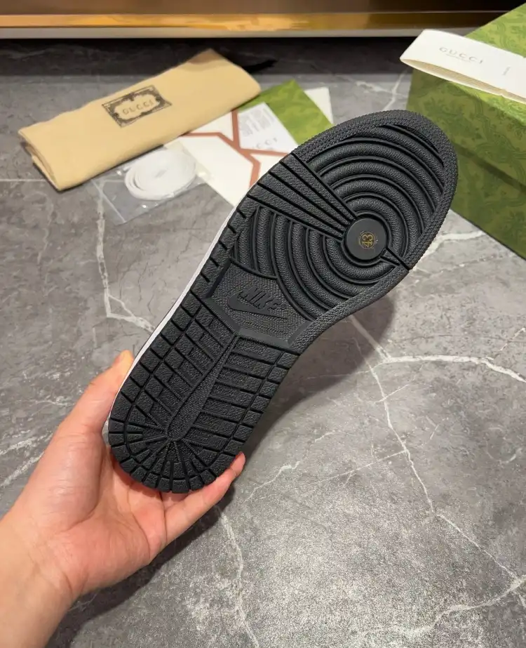 hype Gucci Sneakers