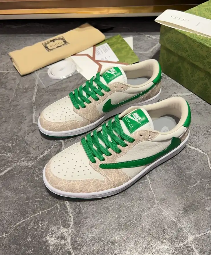 hype Gucci Sneakers