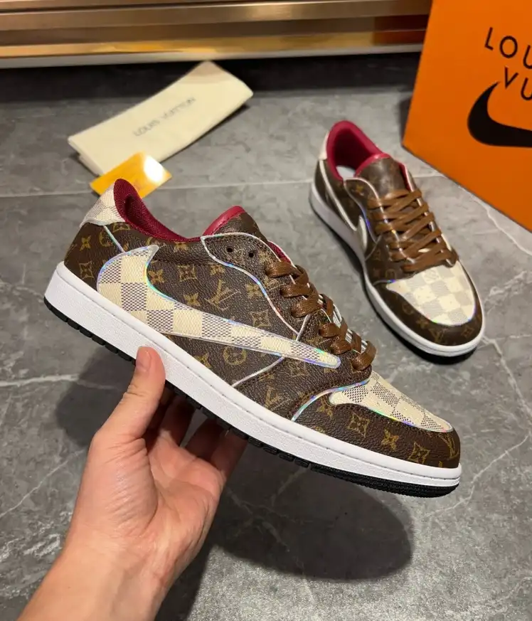 hype Louis Vuitton Sneakers